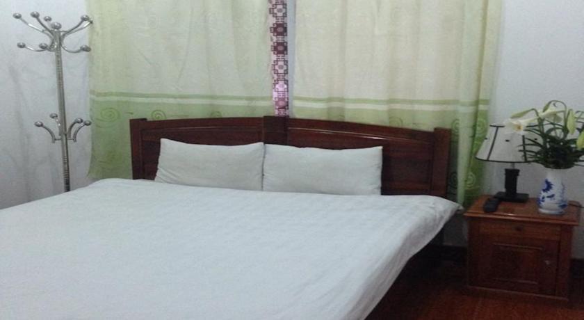 Hanoi Zesty Hotel Room photo